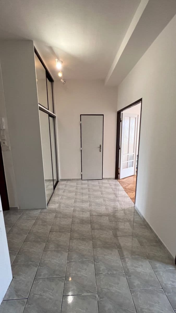 Prodej bytu 3+kk 78 m², Dělnická, Praha, Praha Prodej bytu 3+kk 78 m², Dělnická, Praha, Praha