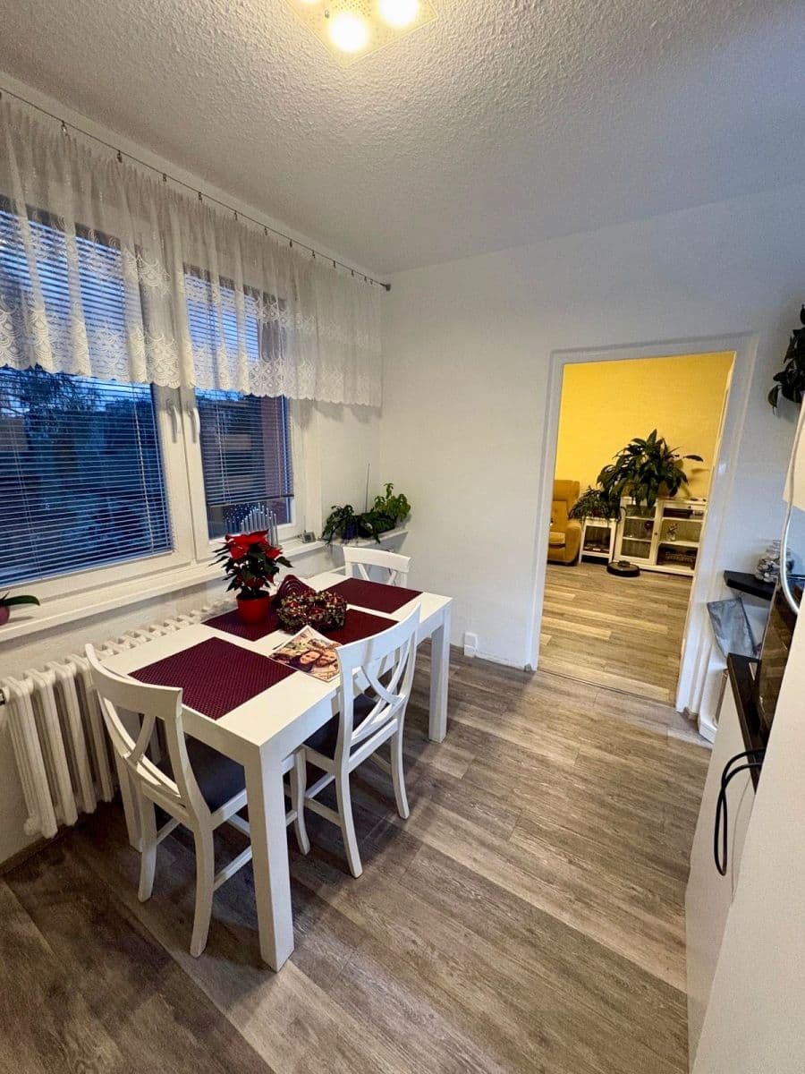 Pronájem bytu 3+1 74 m², Kyjevská, Třebíč, Kraj Vysočina Pronájem bytu 3+1 74 m², Kyjevská, Třebíč, Kraj Vysočina