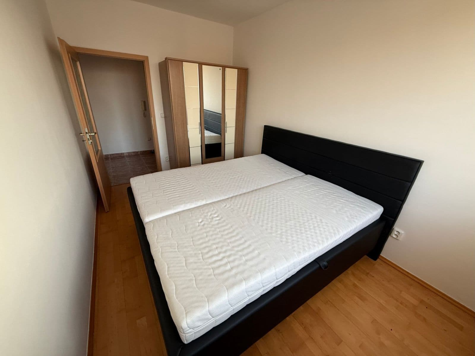 Pronájem bytu 2+kk 44 m², Trnková, Uherské Hradiště, Zlínský kraj Pronájem bytu 2+kk 44 m², Trnková, Uherské Hradiště, Zlínský kraj