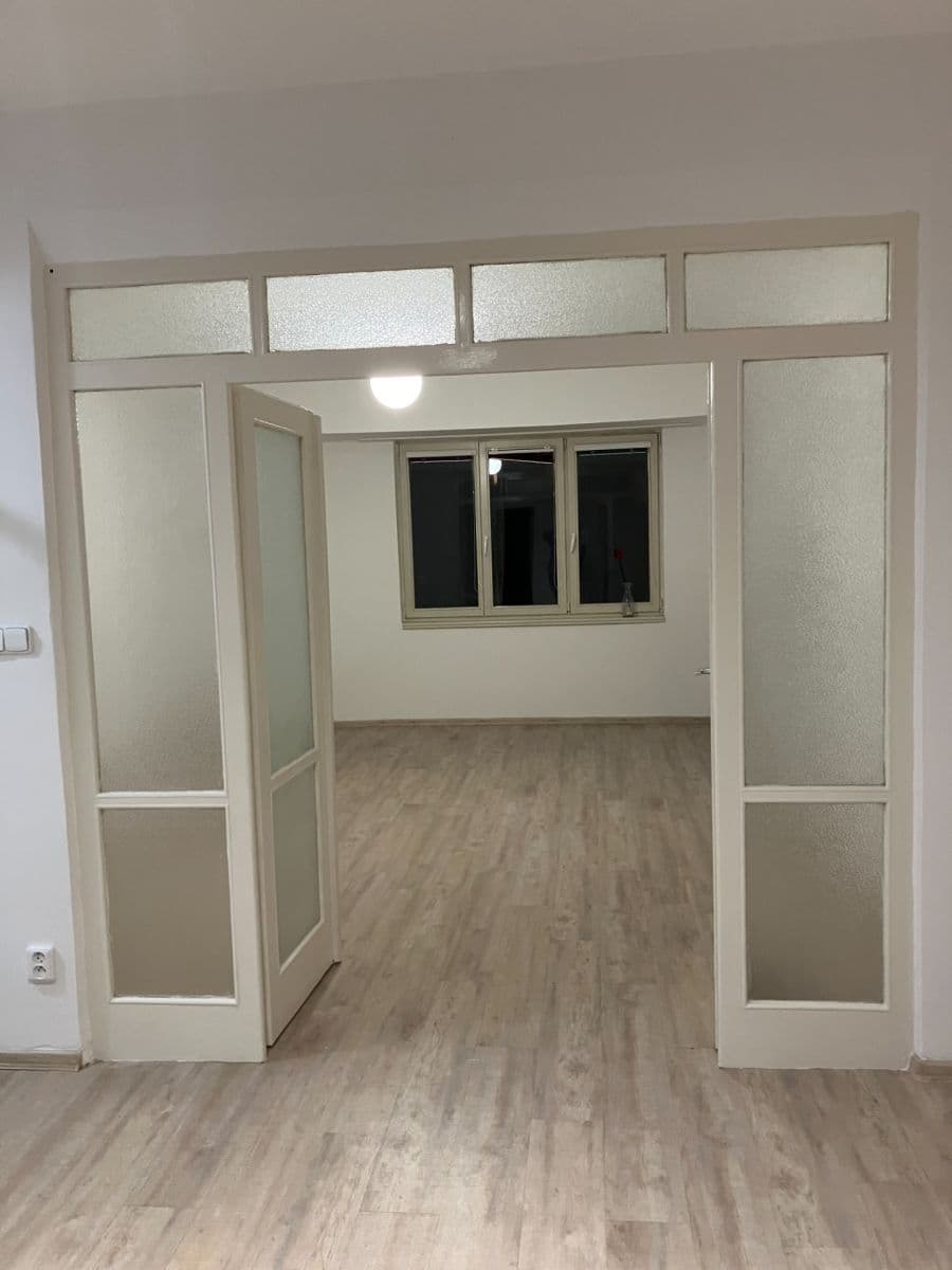 Pronájem bytu 3+1 72 m², Lvovská, Praha, Praha Pronájem bytu 3+1 72 m², Lvovská, Praha, Praha