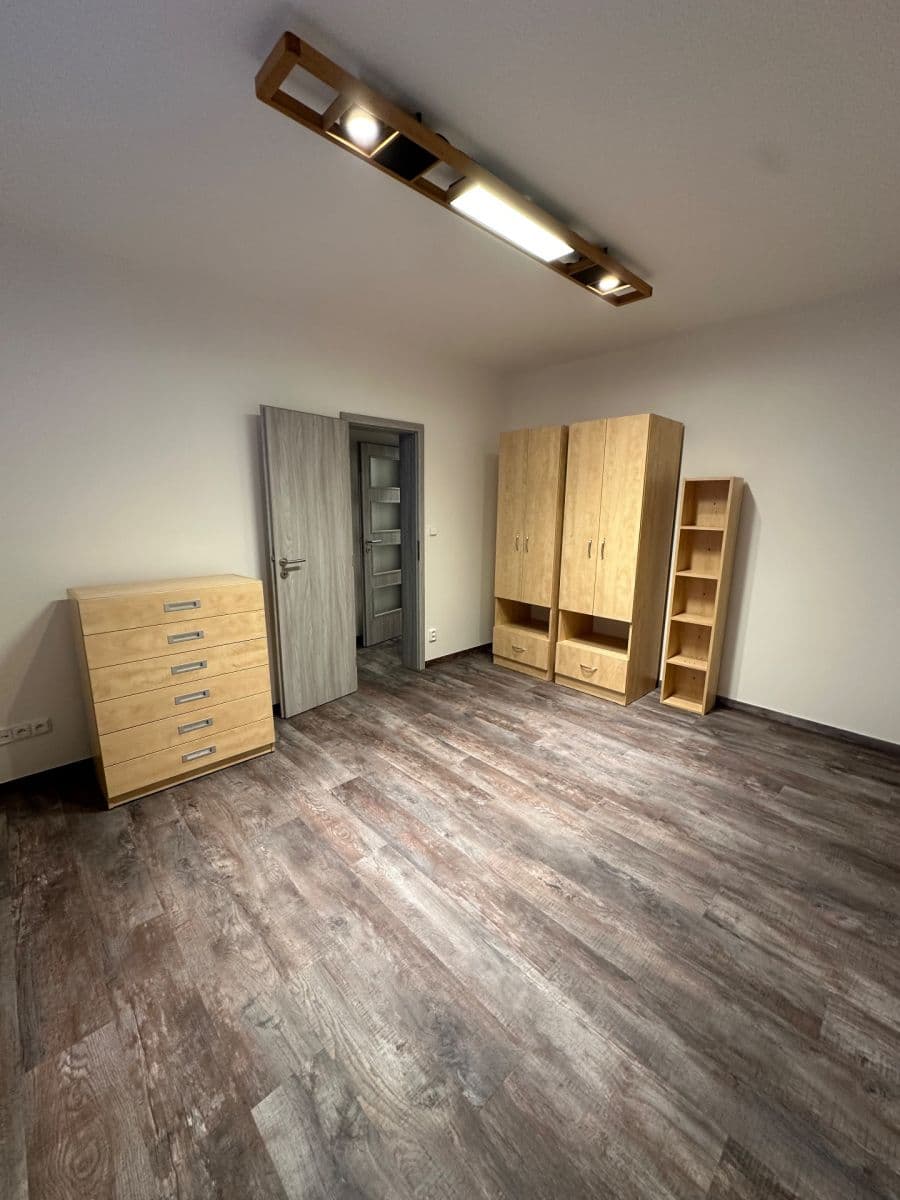 Pronájem bytu 2+1 56 m², Arabská, Praha, Praha Pronájem bytu 2+1 56 m², Arabská, Praha, Praha