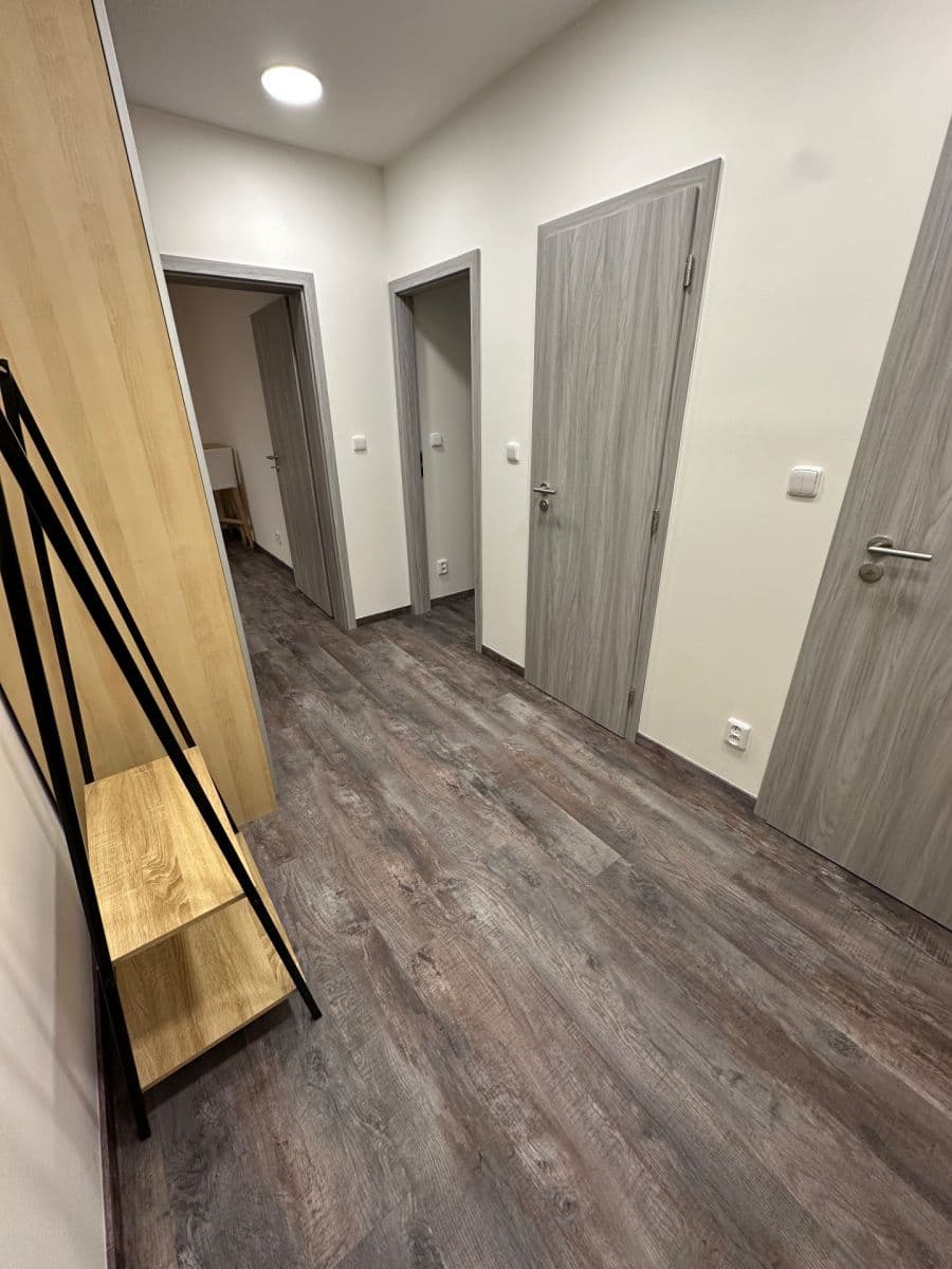 Pronájem bytu 2+1 56 m², Arabská, Praha, Praha Pronájem bytu 2+1 56 m², Arabská, Praha, Praha