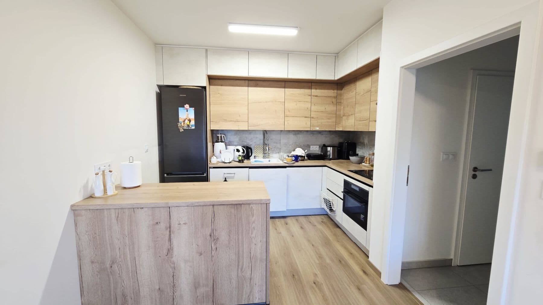 Pronájem bytu 3+kk 80 m², Choceradská, Praha, Praha Pronájem bytu 3+kk 80 m², Choceradská, Praha, Praha