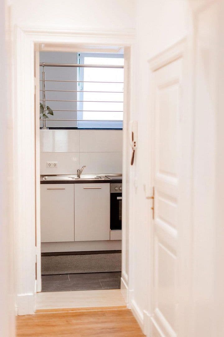 Prodej bytu 1+1 37 m², Kloedenstr. 4, Berlin, Berlín Prodej bytu 1+1 37 m², Kloedenstr. 4, Berlin, Berlín