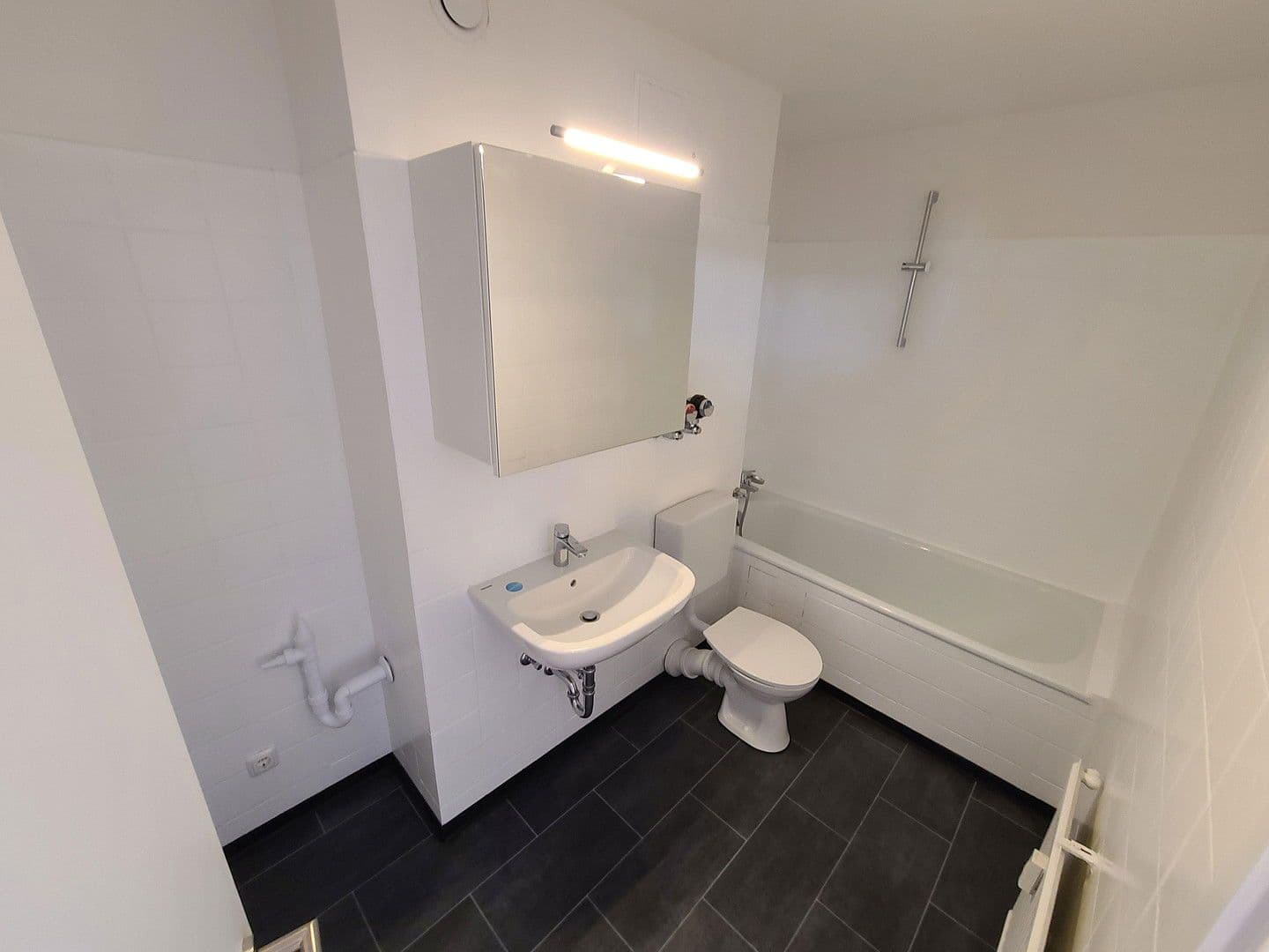 Pronájem bytu 2+kk 73 m², Siemensstraße 10, Darmstadt, Hessen Pronájem bytu 2+kk 73 m², Siemensstraße 10, Darmstadt, Hessen