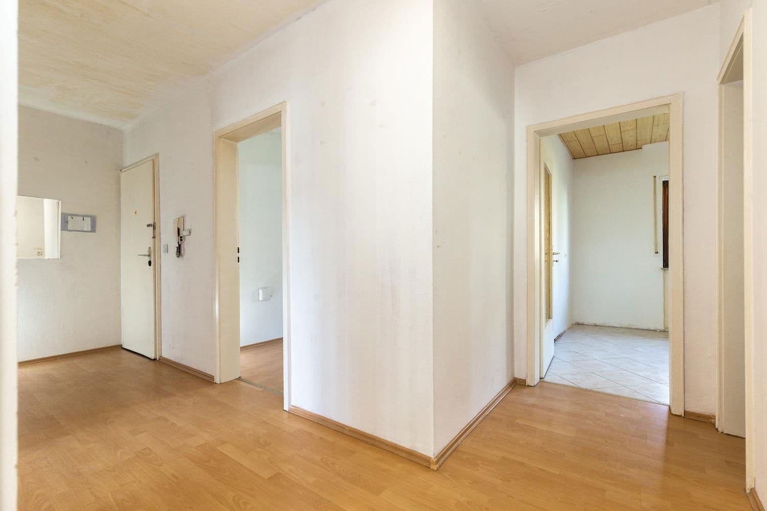 Prodej bytu 3+1 82 m², Taubenweg 3, Brühl, Bádensko-Württembersko Prodej bytu 3+1 82 m², Taubenweg 3, Brühl, Bádensko-Württembersko
