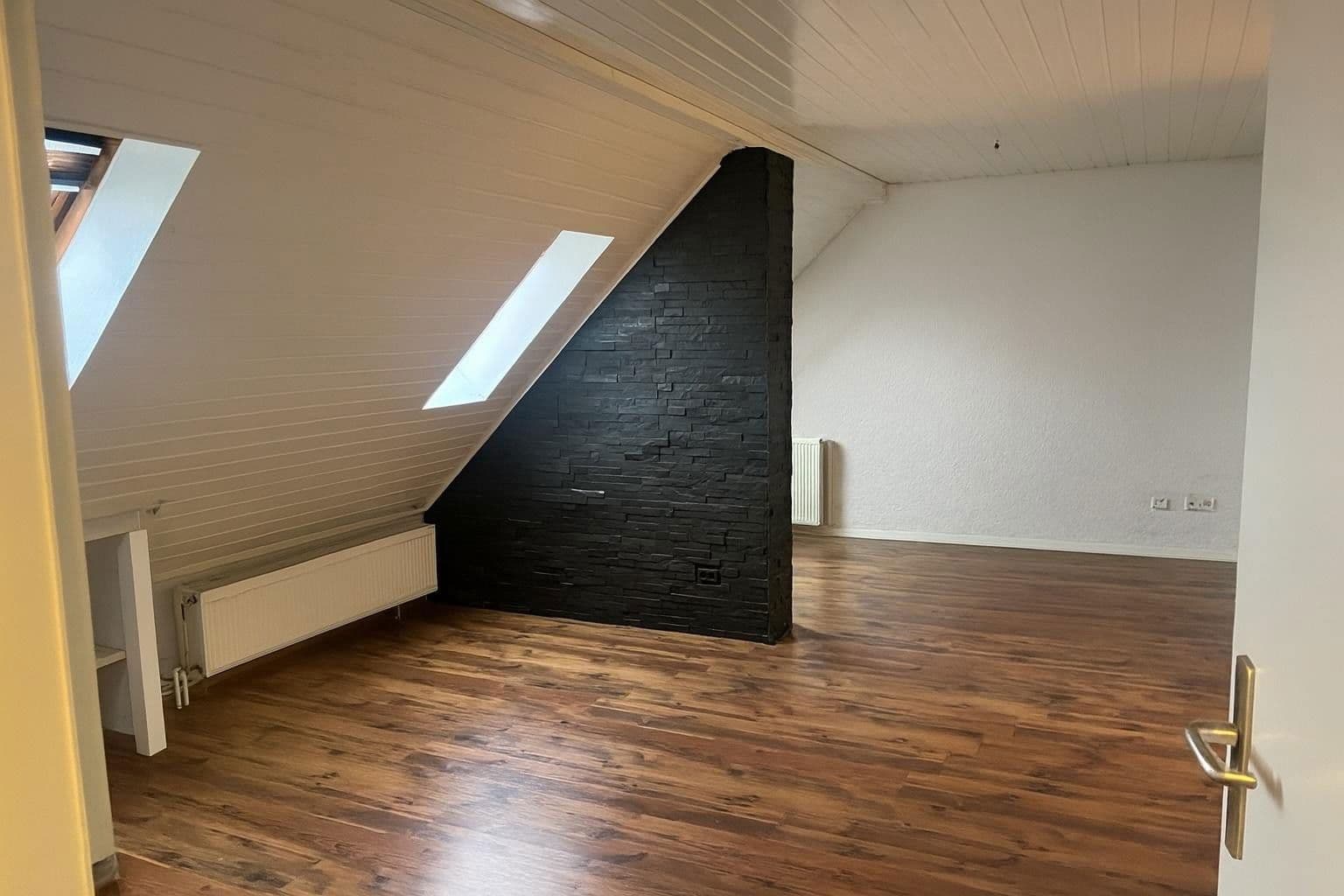 Pronájem bytu 4+kk 78 m², Heppenheimerstraße 3, Wiesbaden, Hessen Pronájem bytu 4+kk 78 m², Heppenheimerstraße 3, Wiesbaden, Hessen