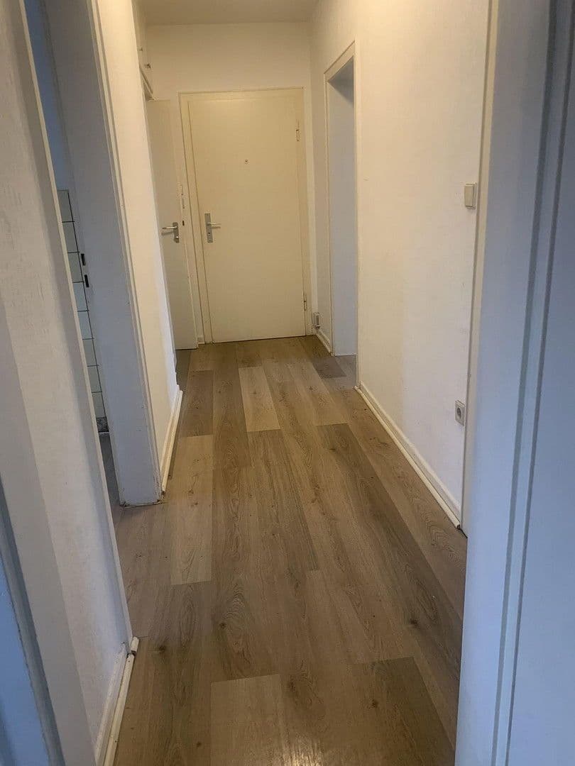 Pronájem bytu 3+kk 65 m², Voßstr. 21, Duisburg, Severní Porýní-Vestfálsko Pronájem bytu 3+kk 65 m², Voßstr. 21, Duisburg, Severní Porýní-Vestfálsko