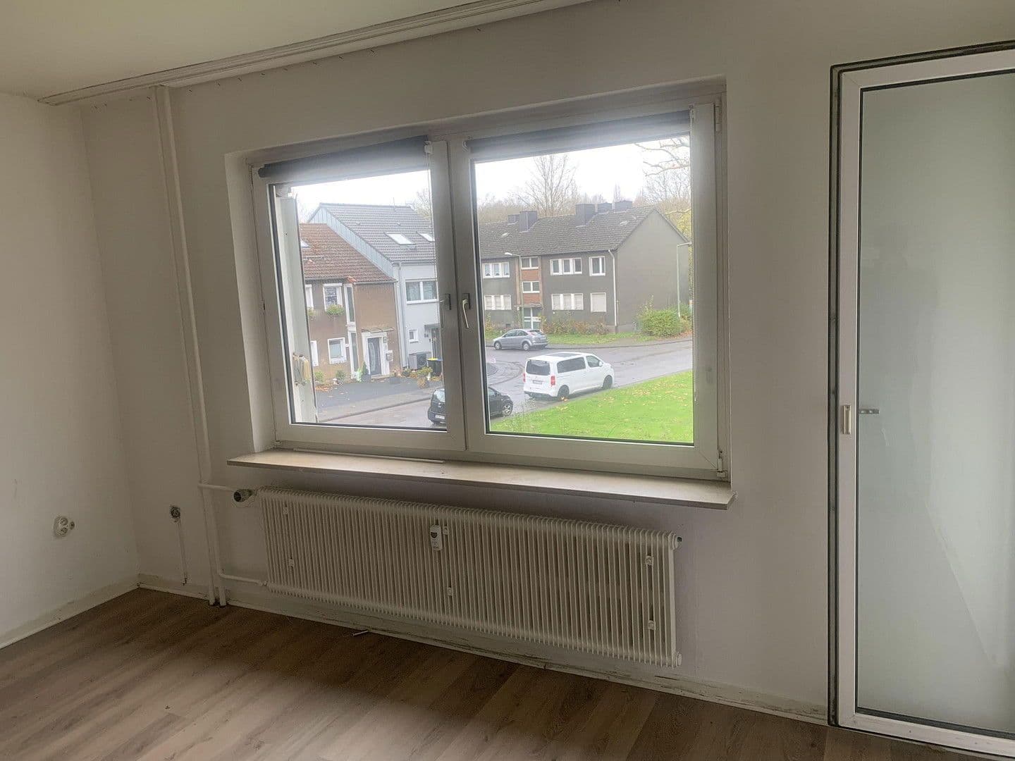 Pronájem bytu 3+kk 65 m², Voßstr. 21, Duisburg, Severní Porýní-Vestfálsko Pronájem bytu 3+kk 65 m², Voßstr. 21, Duisburg, Severní Porýní-Vestfálsko