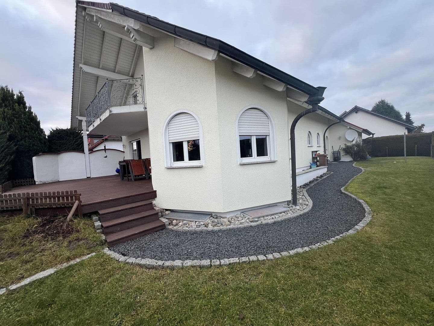 Prodej domu 227 m², pozemek 978 m², Fichtenau, Bádensko-Württembersko Prodej domu 227 m², pozemek 978 m², Fichtenau, Bádensko-Württembersko
