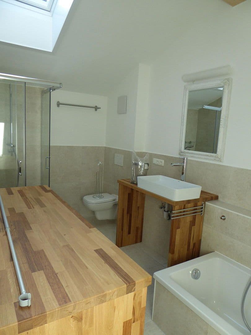 Pronájem bytu 3+1 75 m², Grabenstätt, Bavorsko Pronájem bytu 3+1 75 m², Grabenstätt, Bavorsko