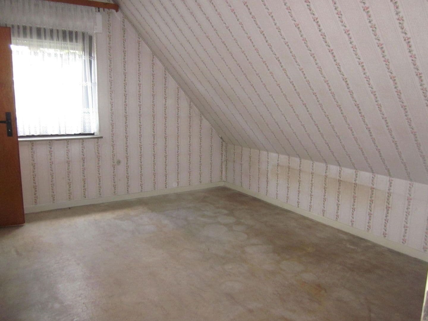 Prodej domu 172 m², pozemek 175 m², Arnold-Janssen-Str. 19, Goch, Severní Porýní-Vestfálsko Prodej domu 172 m², pozemek 175 m², Arnold-Janssen-Str. 19, Goch, Severní Porýní-Vestfálsko