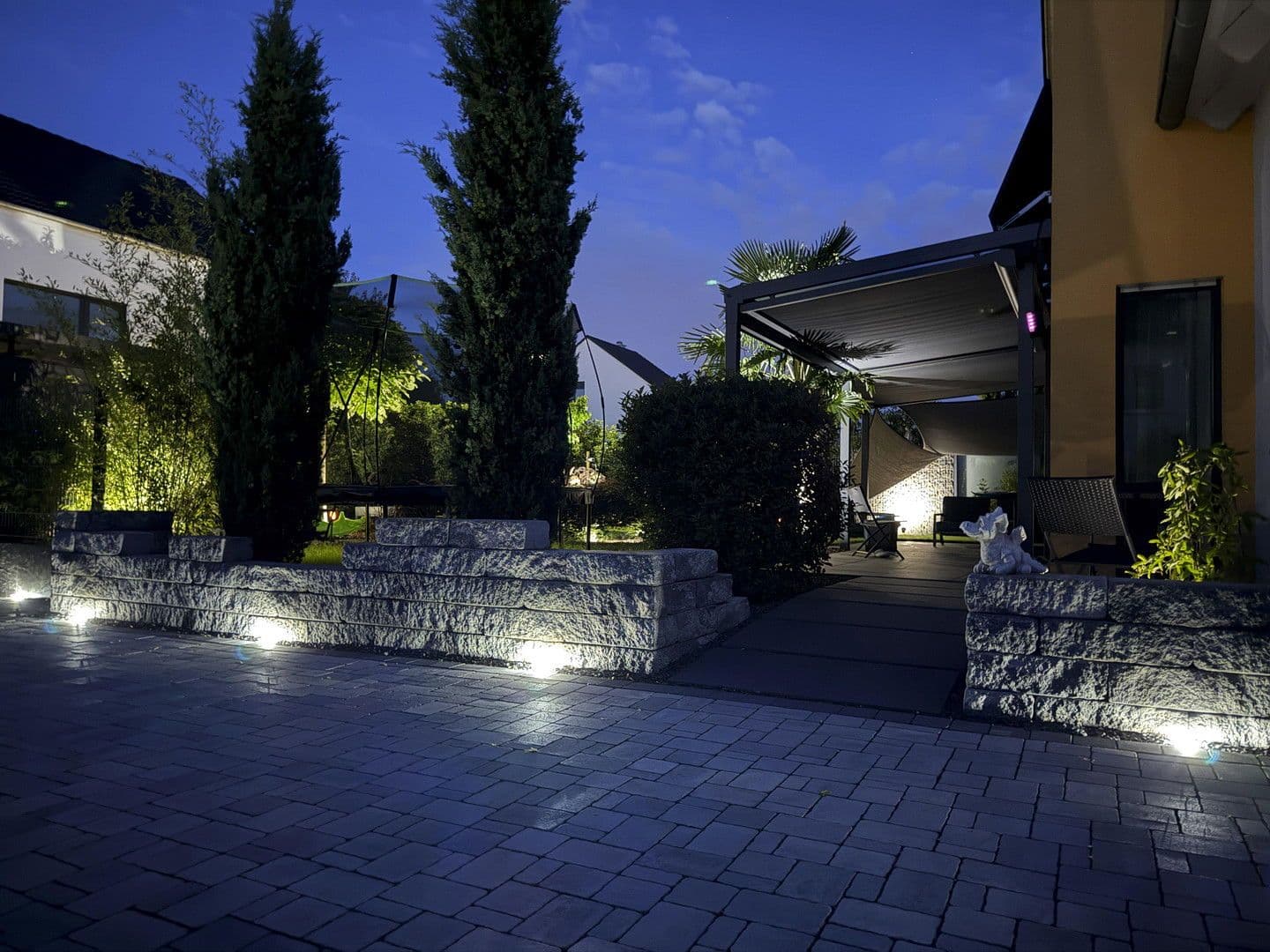 Prodej domu 220 m², pozemek 498 m², Kelsterbach, Hessen Prodej domu 220 m², pozemek 498 m², Kelsterbach, Hessen