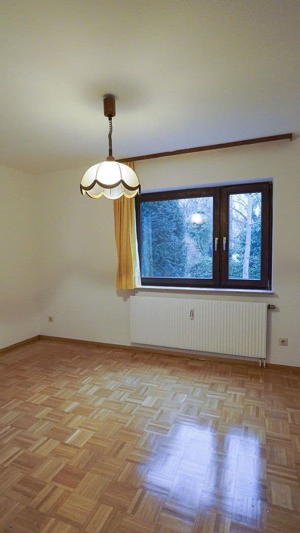 Prodej bytu 3+1 81 m², Reutlingen, Bádensko-Württembersko Prodej bytu 3+1 81 m², Reutlingen, Bádensko-Württembersko