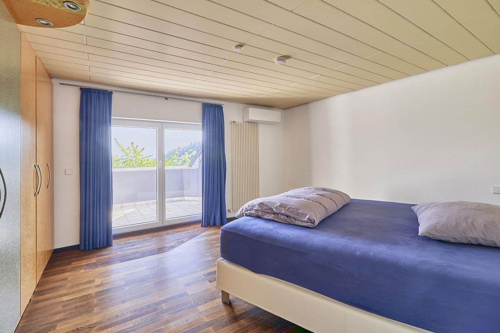 Pronájem bytu 6+1 230 m², Im Langenmorgen 2, Neckarsteinach, Hessen Pronájem bytu 6+1 230 m², Im Langenmorgen 2, Neckarsteinach, Hessen