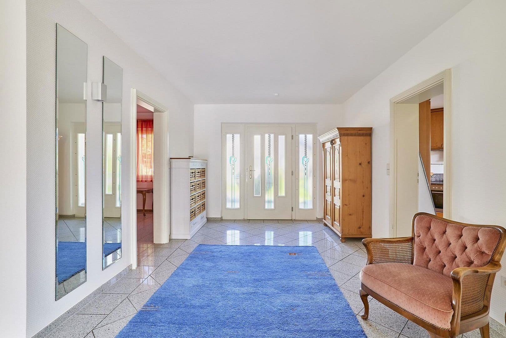 Pronájem bytu 6+1 230 m², Im Langenmorgen 2, Neckarsteinach, Hessen Pronájem bytu 6+1 230 m², Im Langenmorgen 2, Neckarsteinach, Hessen