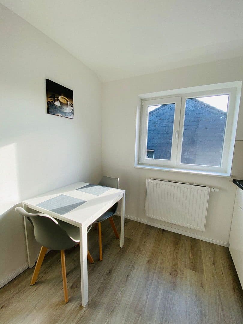 Pronájem bytu 2+1 63 m², Garstedter Weg 206, Hamburg, Hamburg Pronájem bytu 2+1 63 m², Garstedter Weg 206, Hamburg, Hamburg