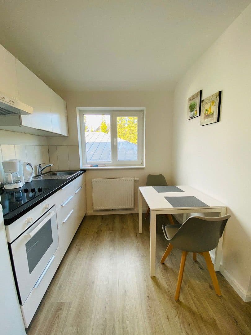 Pronájem bytu 1+1 37 m², Garstedter Weg 206, Hamburg, Hamburg Pronájem bytu 1+1 37 m², Garstedter Weg 206, Hamburg, Hamburg