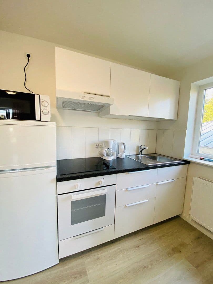 Pronájem bytu 1+1 37 m², Garstedter Weg 206, Hamburg, Hamburg Pronájem bytu 1+1 37 m², Garstedter Weg 206, Hamburg, Hamburg