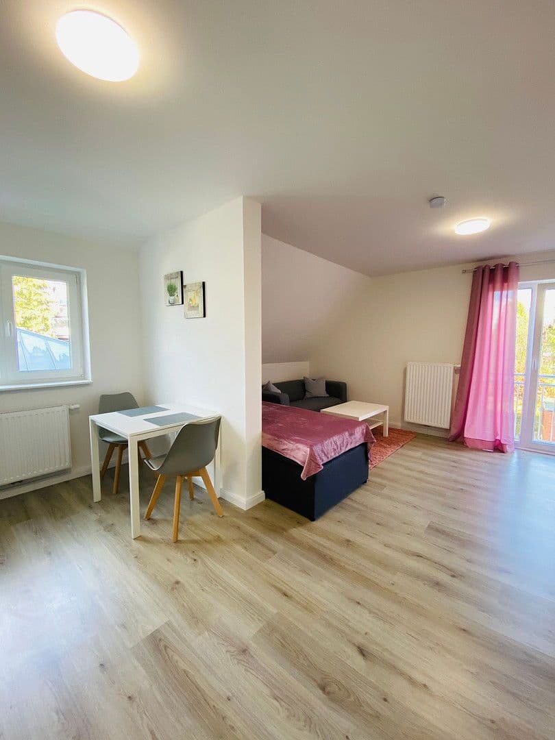 Pronájem bytu 1+1 37 m², Garstedter Weg 206, Hamburg, Hamburg Pronájem bytu 1+1 37 m², Garstedter Weg 206, Hamburg, Hamburg