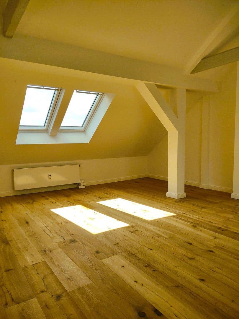 Prodej bytu 4+1 105 m², Mozartstr. 17, Halle, Sasko-Anhaltsko Prodej bytu 4+1 105 m², Mozartstr. 17, Halle, Sasko-Anhaltsko