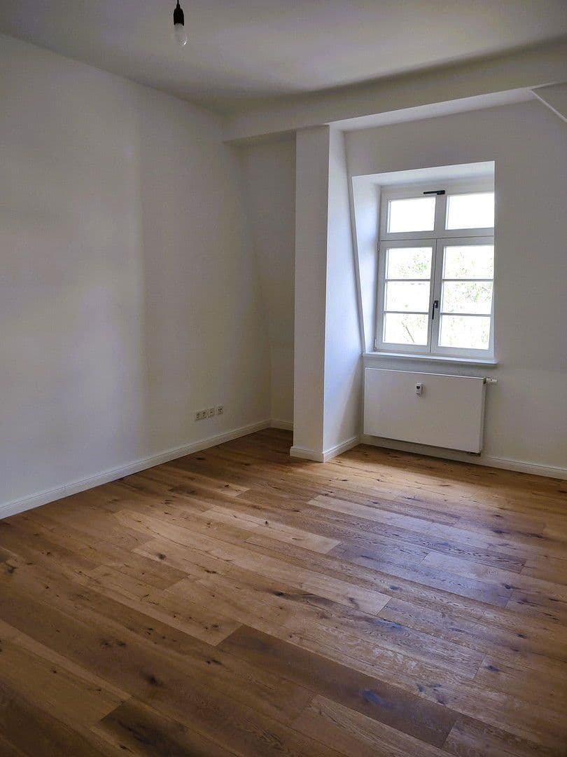 Prodej bytu 4+1 105 m², Mozartstr. 17, Halle, Sasko-Anhaltsko Prodej bytu 4+1 105 m², Mozartstr. 17, Halle, Sasko-Anhaltsko