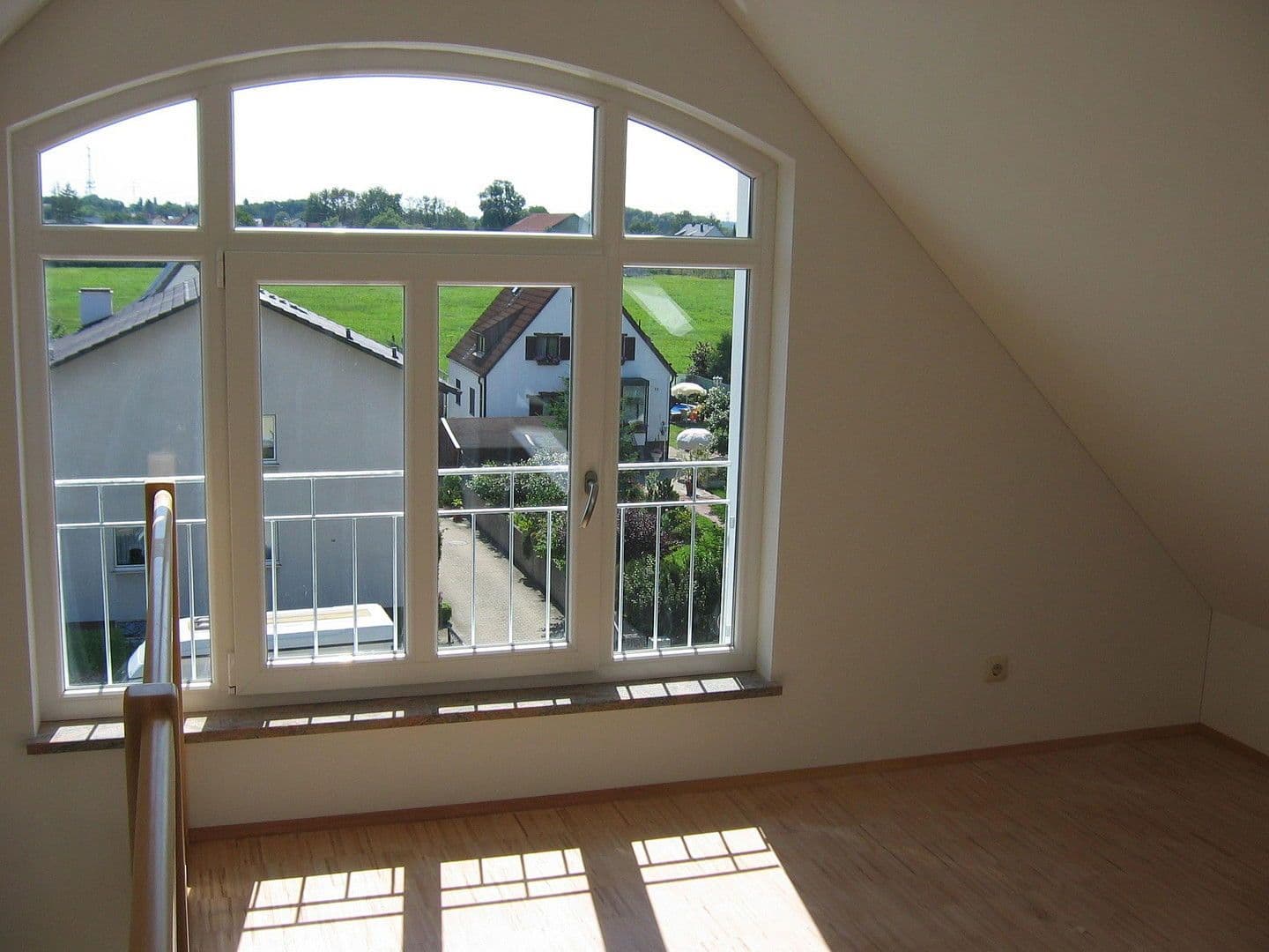 Pronájem bytu 3+kk 82 m², Blumenstraße 23, Karlsfeld, Bavorsko Pronájem bytu 3+kk 82 m², Blumenstraße 23, Karlsfeld, Bavorsko