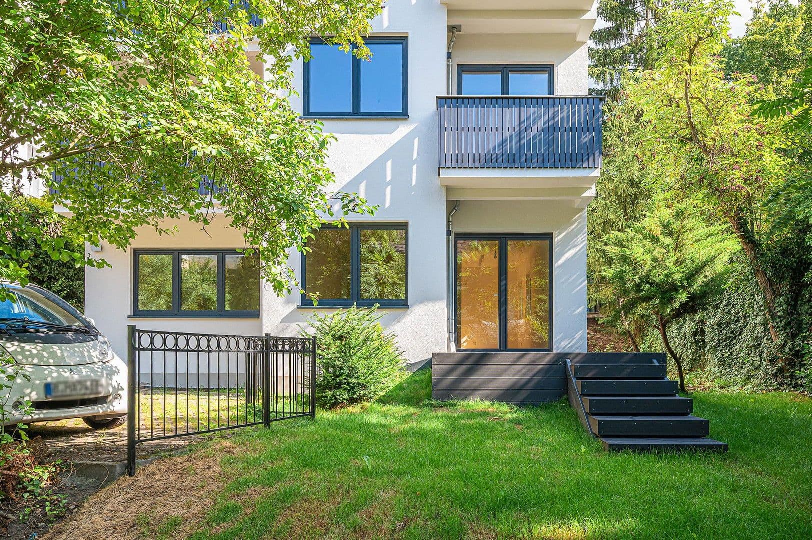 Prodej bytu 2+1 62 m², Leydenallee 37, Berlin, Berlín Prodej bytu 2+1 62 m², Leydenallee 37, Berlin, Berlín