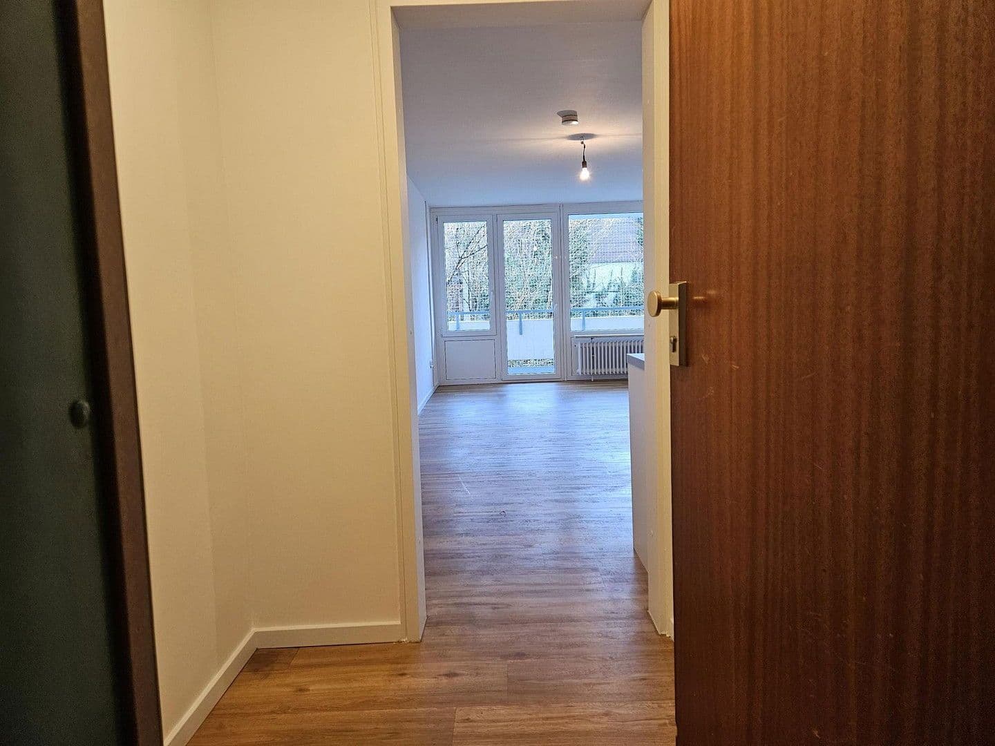 Pronájem bytu 1+1 31 m², Kidlerstraße 38, München, Bavorsko Pronájem bytu 1+1 31 m², Kidlerstraße 38, München, Bavorsko