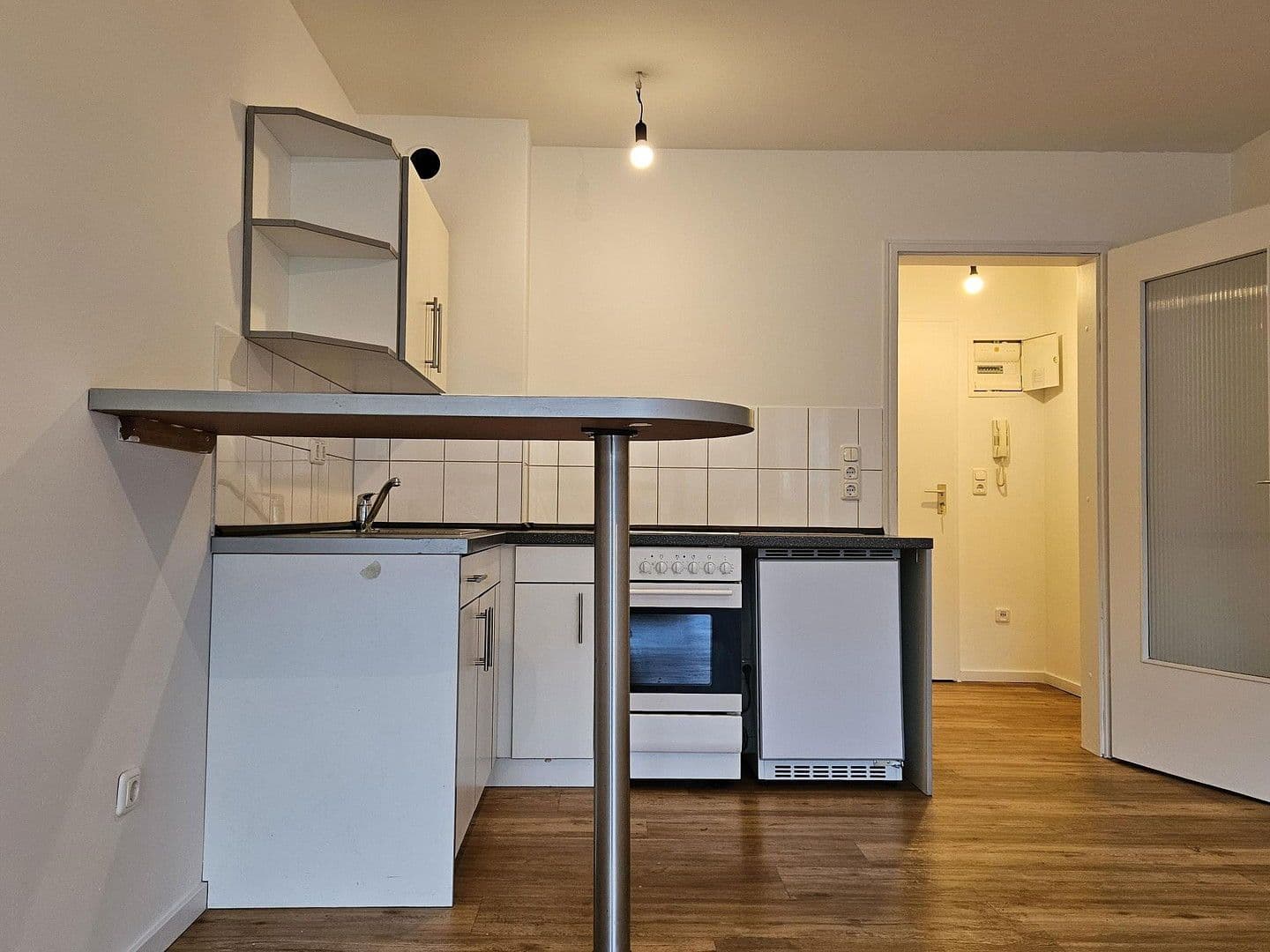 Pronájem bytu 1+1 31 m², Kidlerstraße 38, München, Bavorsko Pronájem bytu 1+1 31 m², Kidlerstraße 38, München, Bavorsko