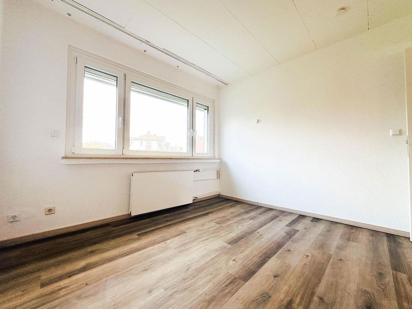 Prodej bytu 3+1 68 m², Hamm, Severní Porýní-Vestfálsko Prodej bytu 3+1 68 m², Hamm, Severní Porýní-Vestfálsko