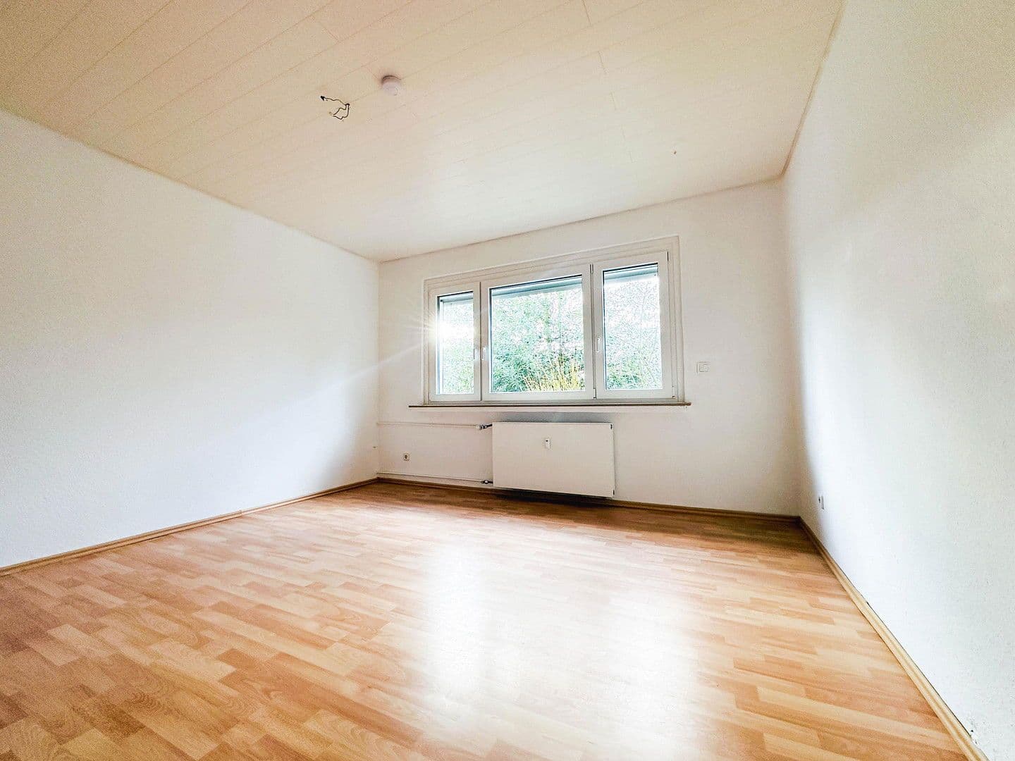 Prodej bytu 3+1 68 m², Hamm, Severní Porýní-Vestfálsko Prodej bytu 3+1 68 m², Hamm, Severní Porýní-Vestfálsko