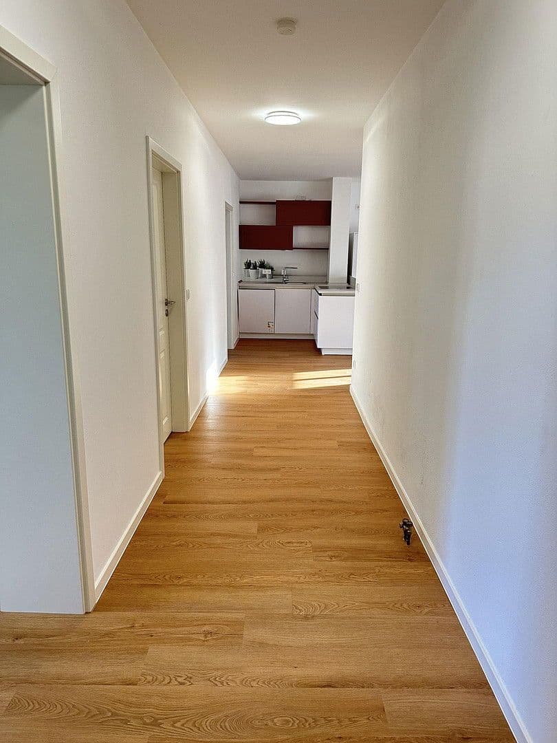 Pronájem bytu 3+1 69 m², Fritz-Matschke-Str. 12, Chemnitz, Sasko Pronájem bytu 3+1 69 m², Fritz-Matschke-Str. 12, Chemnitz, Sasko