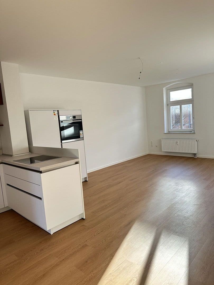 Pronájem bytu 3+1 69 m², Fritz-Matschke-Str. 12, Chemnitz, Sasko Pronájem bytu 3+1 69 m², Fritz-Matschke-Str. 12, Chemnitz, Sasko