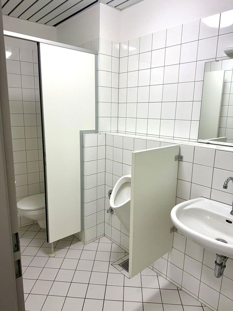 Pronájem kanceláře 60 m², Am Markt 2, Schwerin, Mecklenburg-Vorpommern Pronájem kanceláře 60 m², Am Markt 2, Schwerin, Mecklenburg-Vorpommern