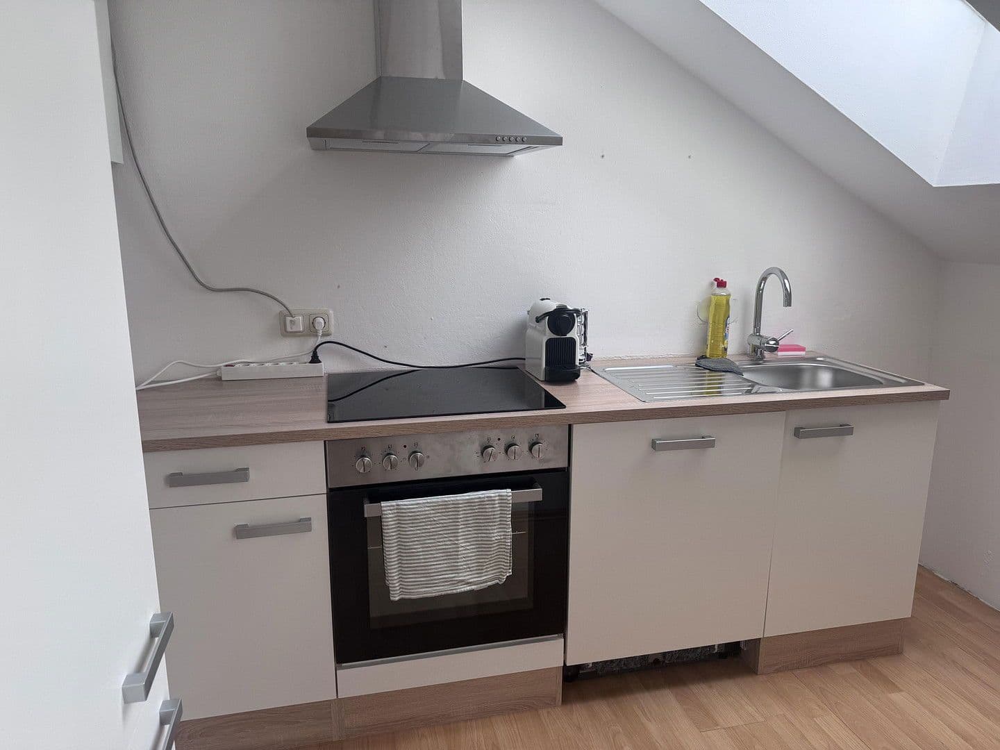 Pronájem bytu 3+1 70 m², Starhembergstraße 11, Linz, Horní Rakousko Pronájem bytu 3+1 70 m², Starhembergstraße 11, Linz, Horní Rakousko