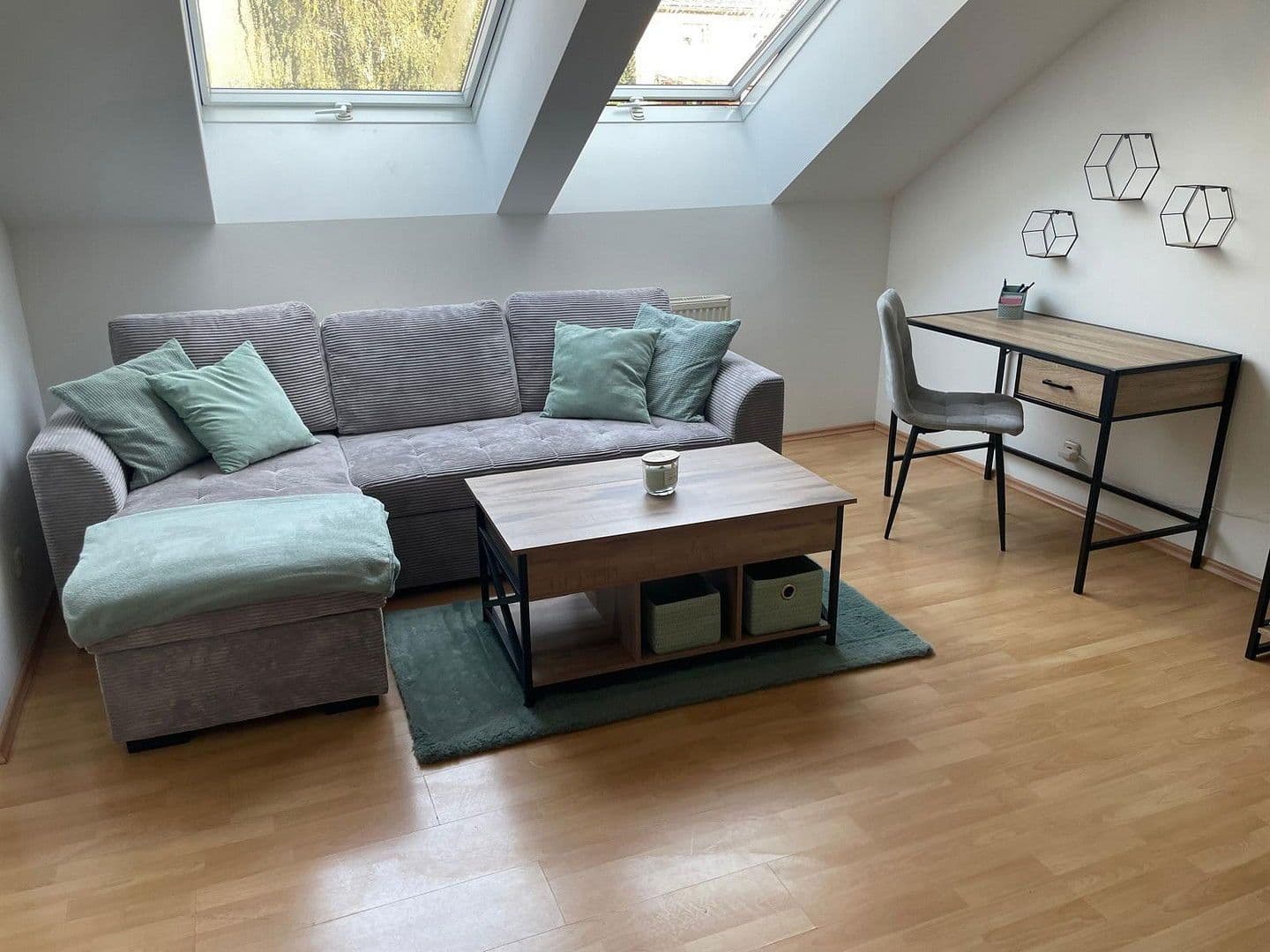 Pronájem bytu 3+1 70 m², Starhembergstraße 11, Linz, Horní Rakousko Pronájem bytu 3+1 70 m², Starhembergstraße 11, Linz, Horní Rakousko