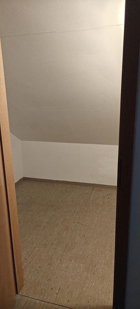 Prodej bytu 2+1 68 m², Am Zwetschgenwäldle 9, Öhringen, Bádensko-Württembersko Prodej bytu 2+1 68 m², Am Zwetschgenwäldle 9, Öhringen, Bádensko-Württembersko