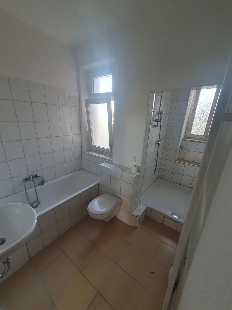 Pronájem bytu 3+1 80 m², Hindenburgstraße 85, Mühlacker, Bádensko-Württembersko Pronájem bytu 3+1 80 m², Hindenburgstraße 85, Mühlacker, Bádensko-Württembersko