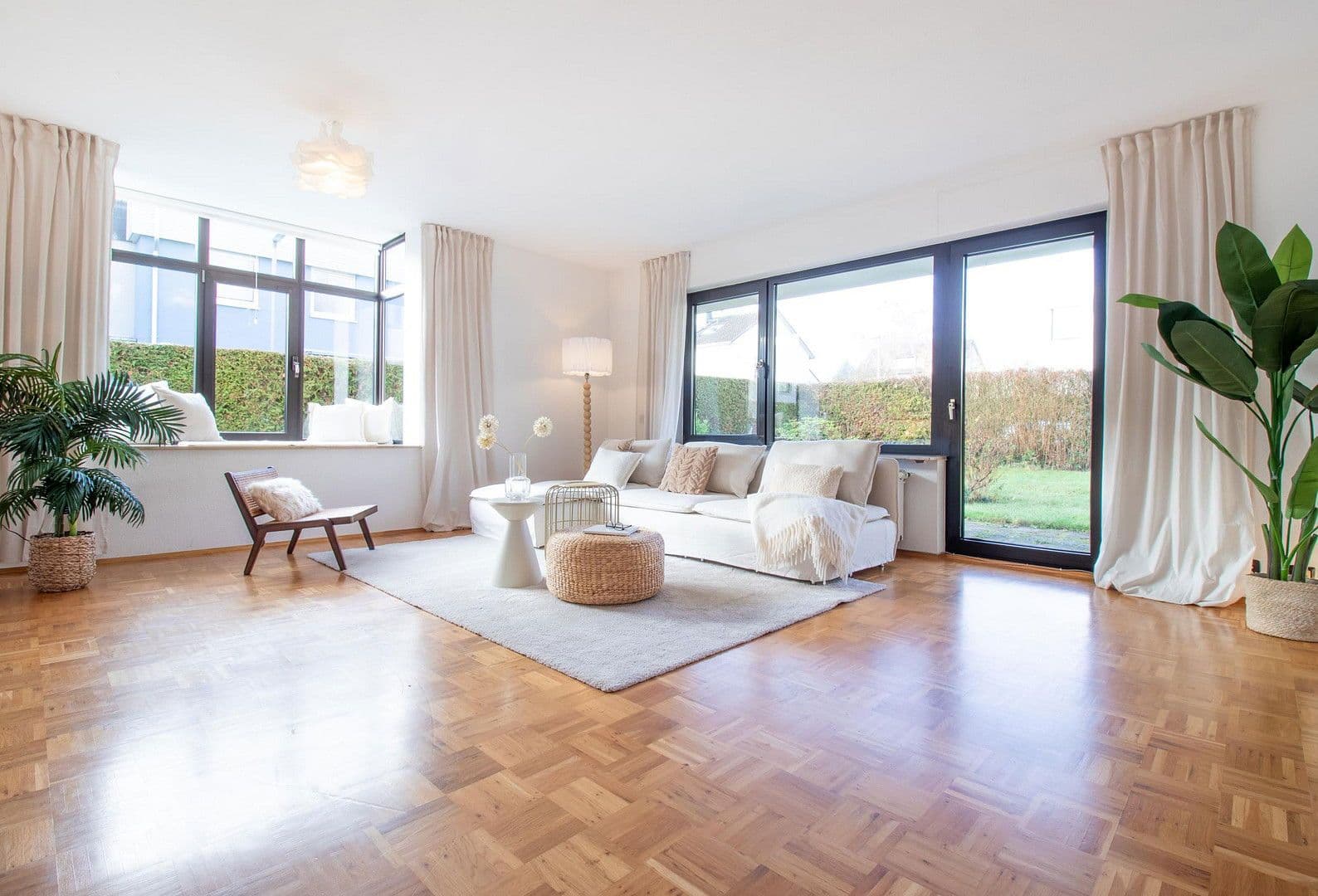 Prodej bytu 4+1 115 m², Kassel, Hessen Prodej bytu 4+1 115 m², Kassel, Hessen