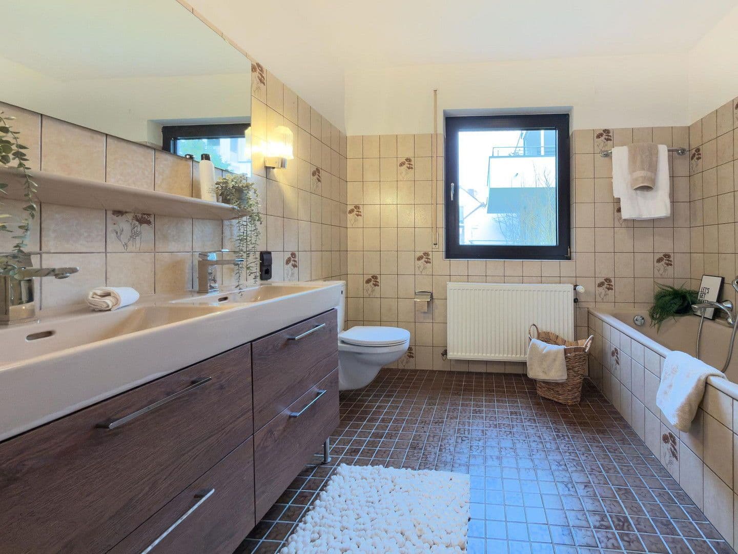 Prodej bytu 4+1 115 m², Kassel, Hessen Prodej bytu 4+1 115 m², Kassel, Hessen