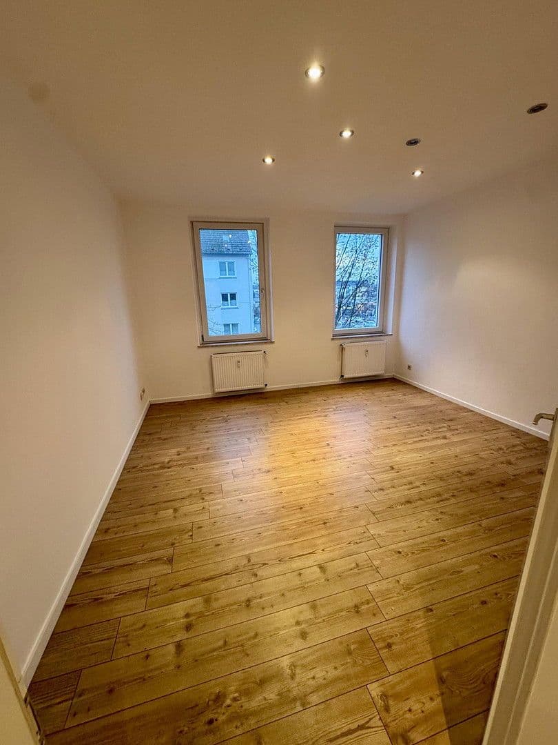 Pronájem bytu 2+1 65 m², Sternbuschweg 99, Duisburg, Severní Porýní-Vestfálsko Pronájem bytu 2+1 65 m², Sternbuschweg 99, Duisburg, Severní Porýní-Vestfálsko