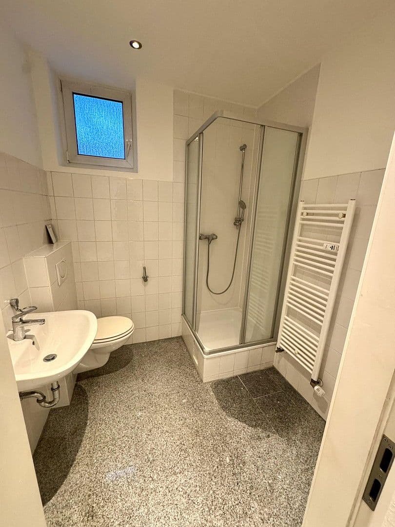 Pronájem bytu 2+1 65 m², Sternbuschweg 99, Duisburg, Severní Porýní-Vestfálsko Pronájem bytu 2+1 65 m², Sternbuschweg 99, Duisburg, Severní Porýní-Vestfálsko