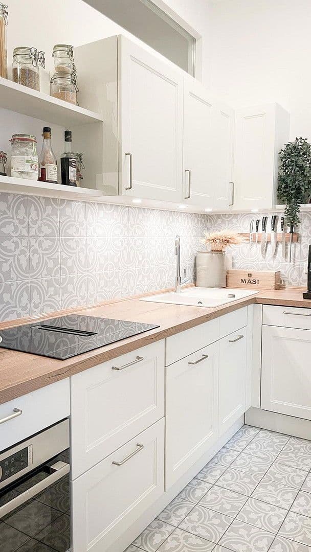 Pronájem bytu 3+1 81 m², Torstraße 225, Berlin, Berlín Pronájem bytu 3+1 81 m², Torstraße 225, Berlin, Berlín