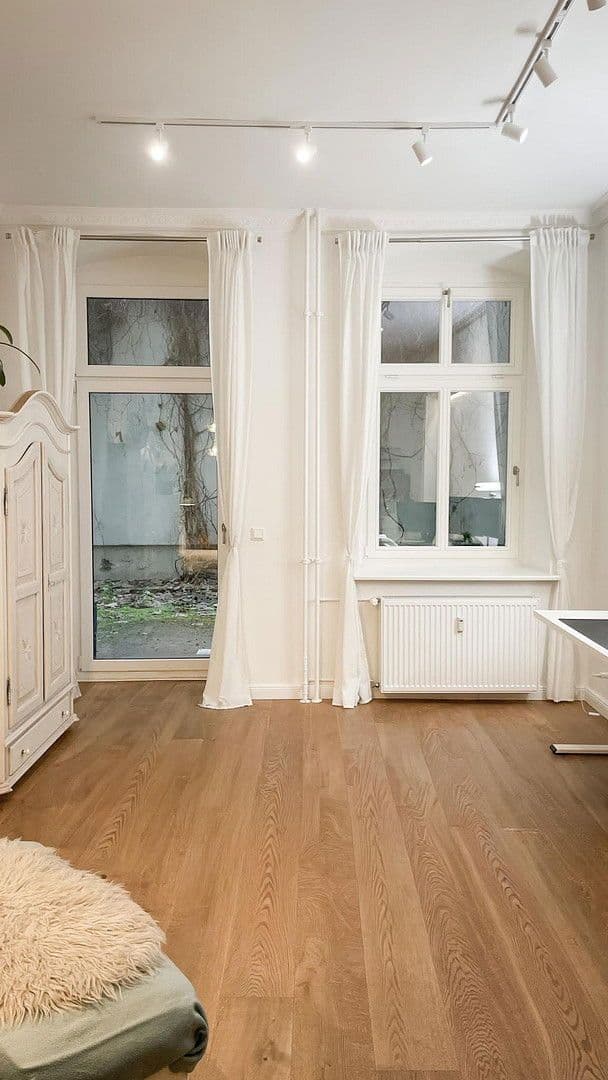 Pronájem bytu 3+1 81 m², Torstraße 225, Berlin, Berlín Pronájem bytu 3+1 81 m², Torstraße 225, Berlin, Berlín