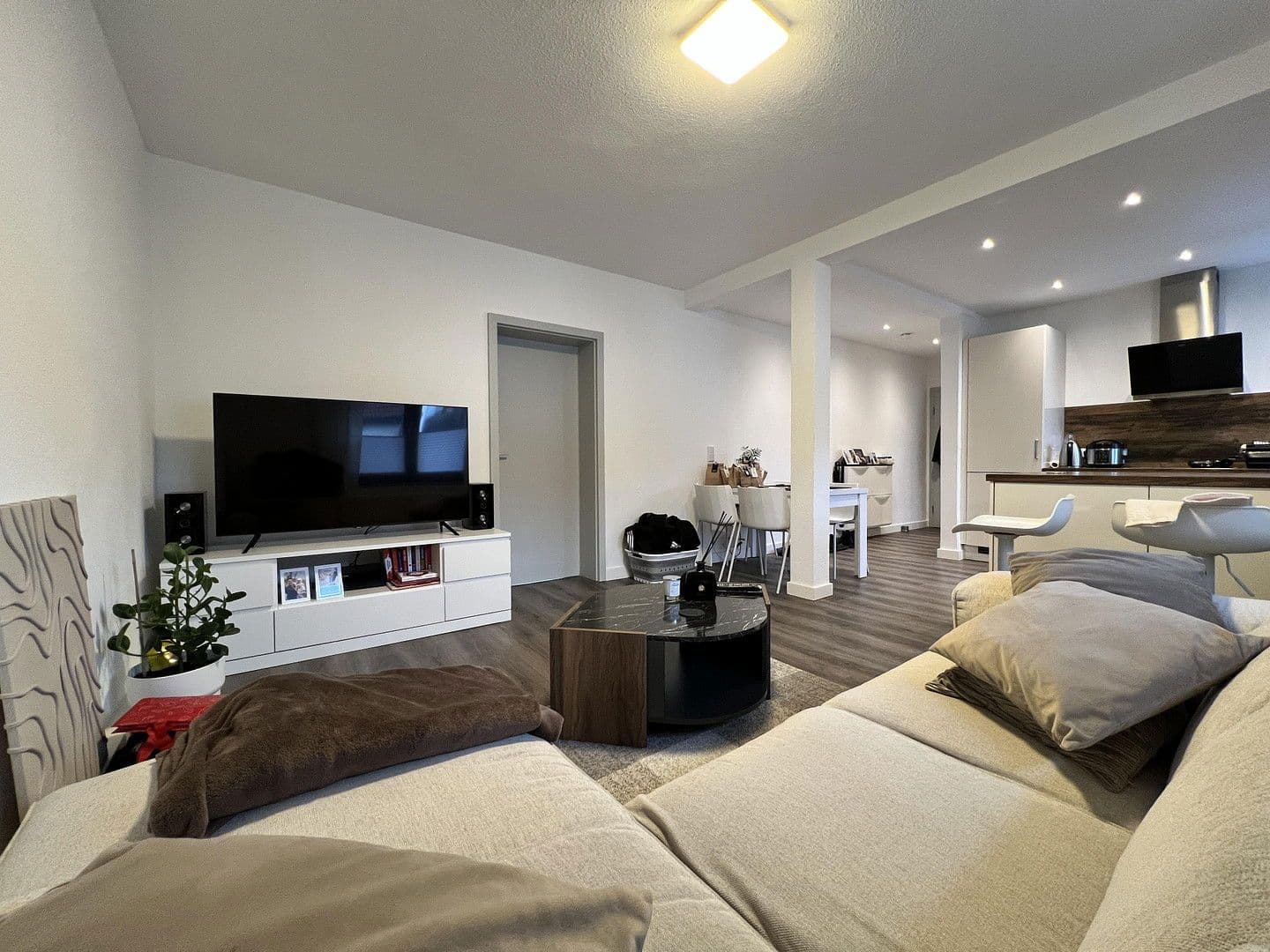 Pronájem bytu 1+kk 53 m², Wetter (Ruhr), Severní Porýní-Vestfálsko Pronájem bytu 1+kk 53 m², Wetter (Ruhr), Severní Porýní-Vestfálsko