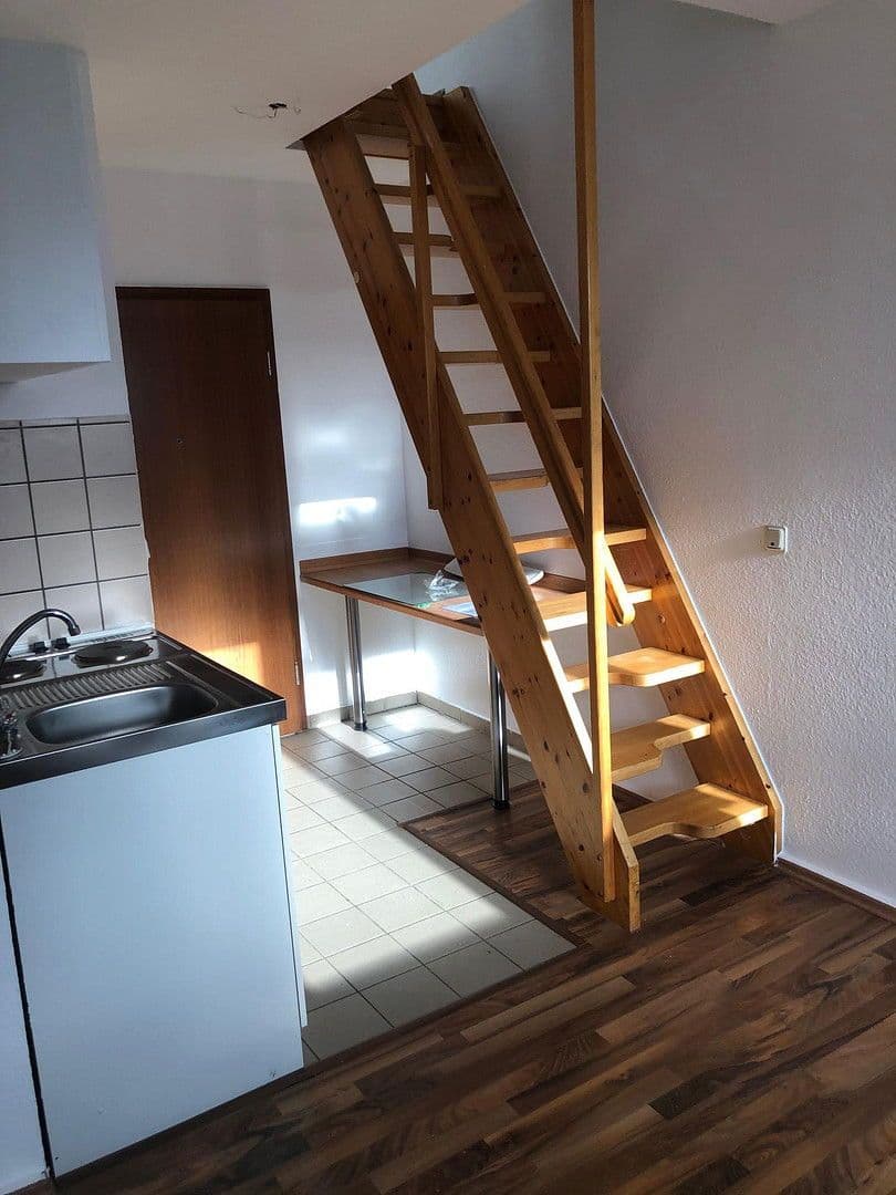 Pronájem bytu 1+kk 26 m², Franzgraben 37, Kassel, Hessen Pronájem bytu 1+kk 26 m², Franzgraben 37, Kassel, Hessen