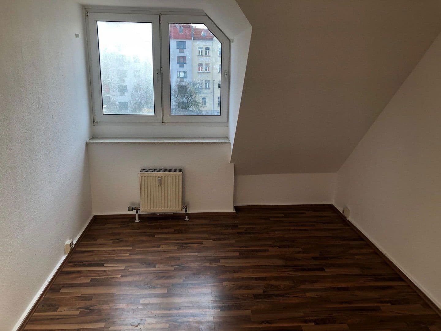 Pronájem bytu 1+kk 26 m², Franzgraben 37, Kassel, Hessen Pronájem bytu 1+kk 26 m², Franzgraben 37, Kassel, Hessen