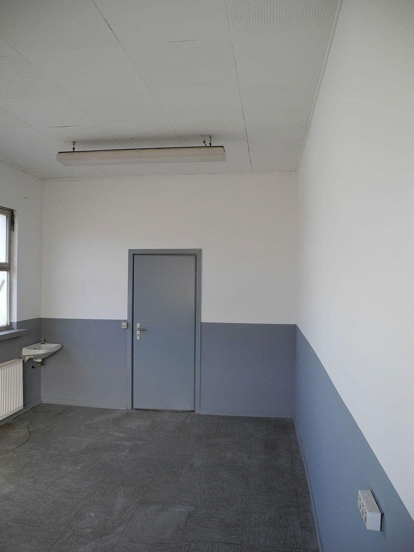 Pronájem nebytového prostoru 326 m², Köln, Severní Porýní-Vestfálsko Pronájem nebytového prostoru 326 m², Köln, Severní Porýní-Vestfálsko