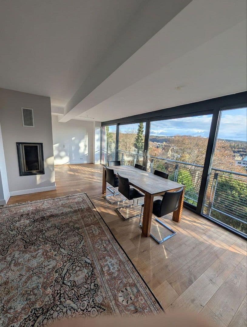 Pronájem bytu 3+1 120 m², Franz-Leonhard-Weg 3, Marburg, Hessen Pronájem bytu 3+1 120 m², Franz-Leonhard-Weg 3, Marburg, Hessen